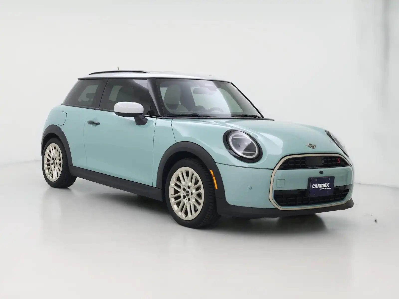 2025 MINI Hardtop Cooper S's photo
