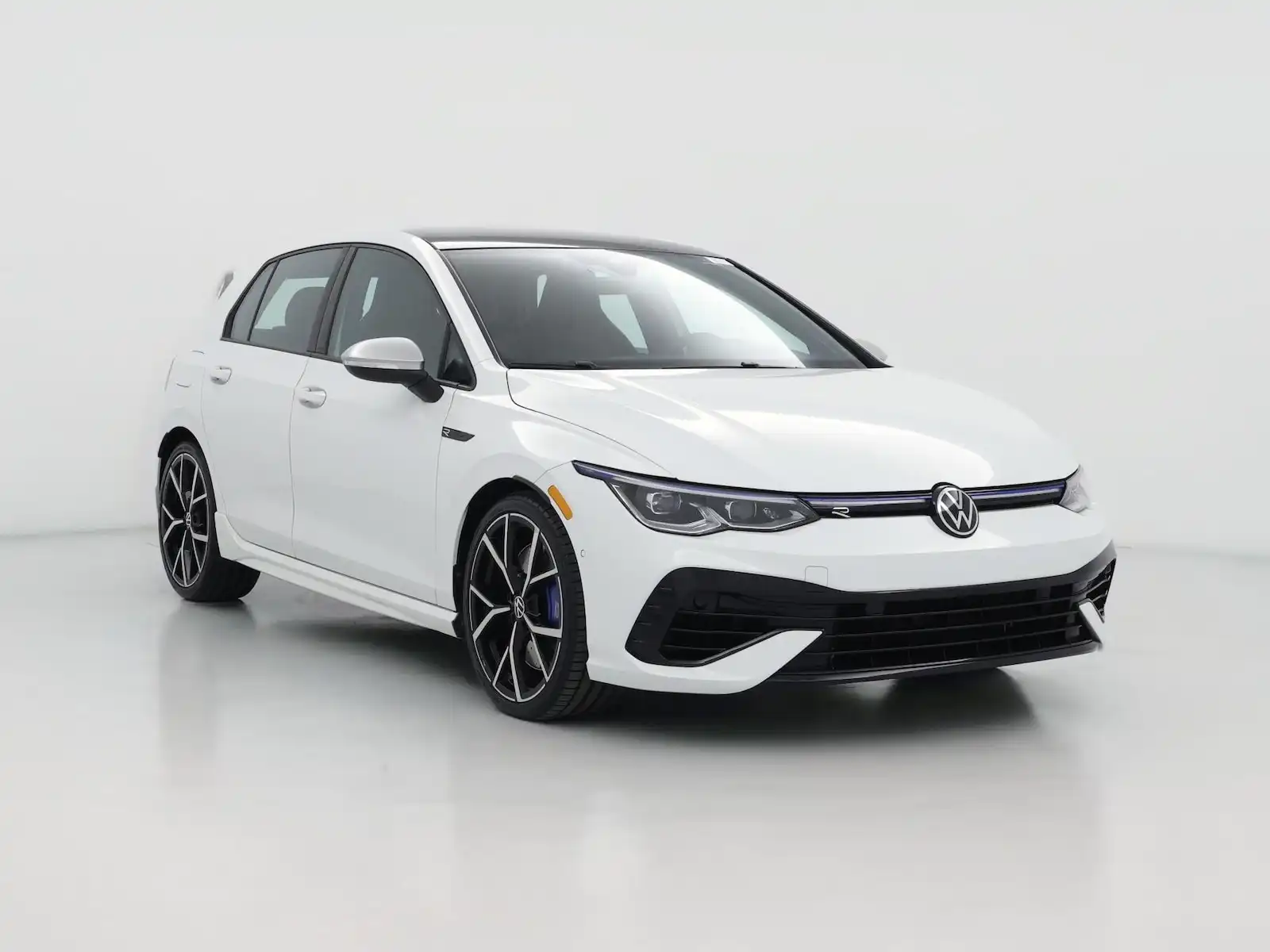 2022 Volkswagen Golf R 4-Door DSG's photo