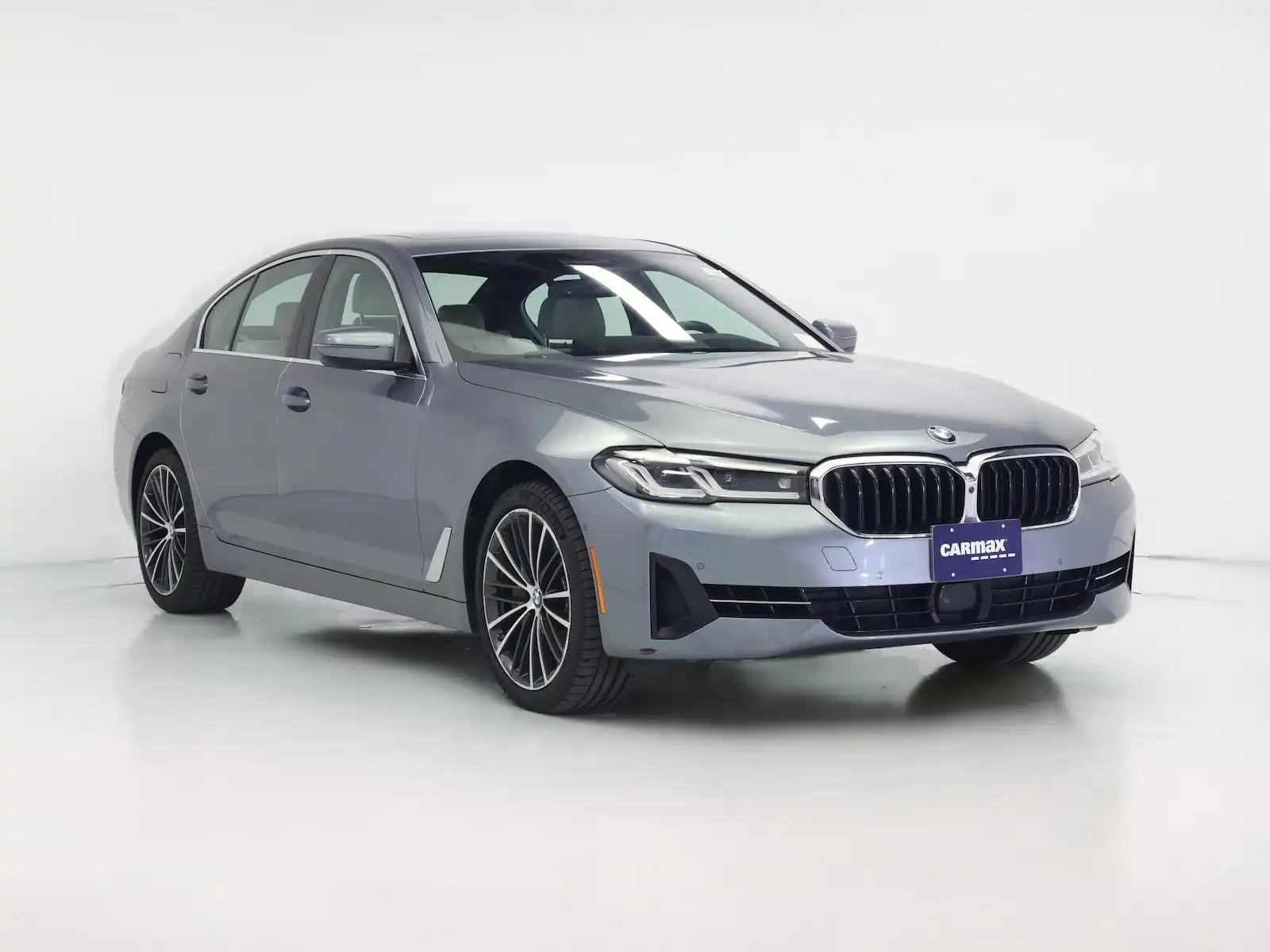 2021 BMW 5 Series 540i Sedan's photo