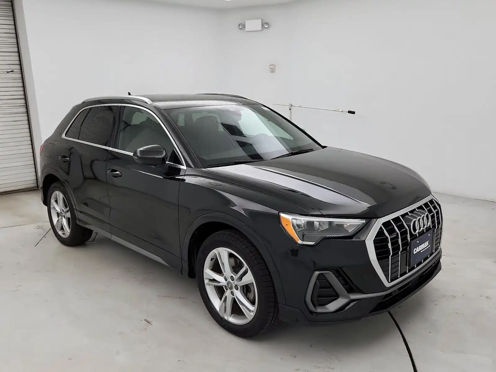 2020 Audi Q3 45 TFSI S Line Premium quattro's photo