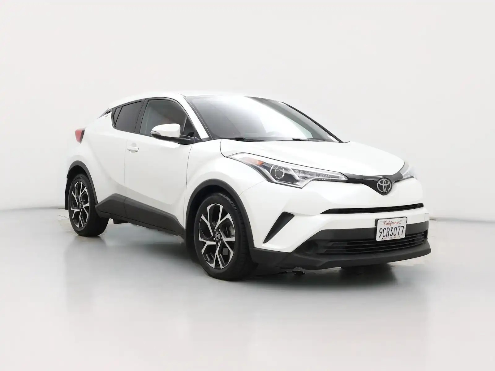 2018 Toyota C-HR XLE's photo