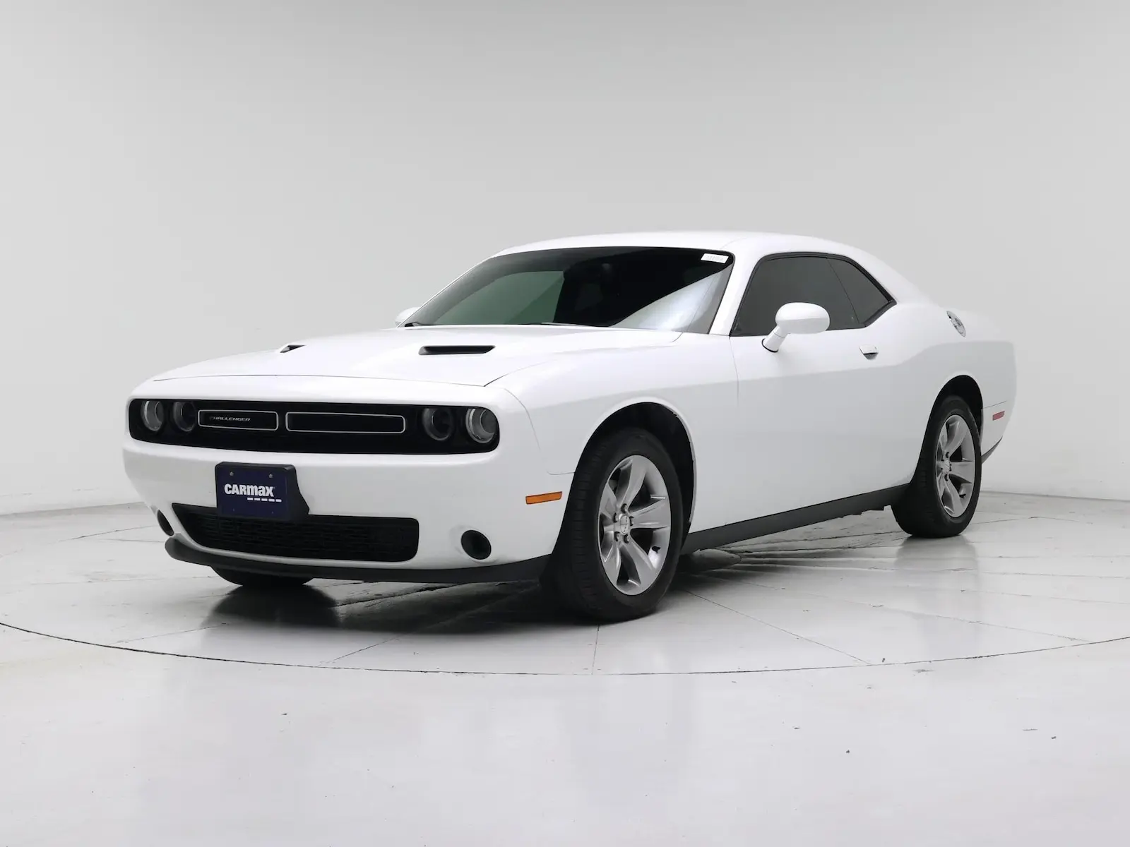 2016 Dodge Challenger SXT photo 5