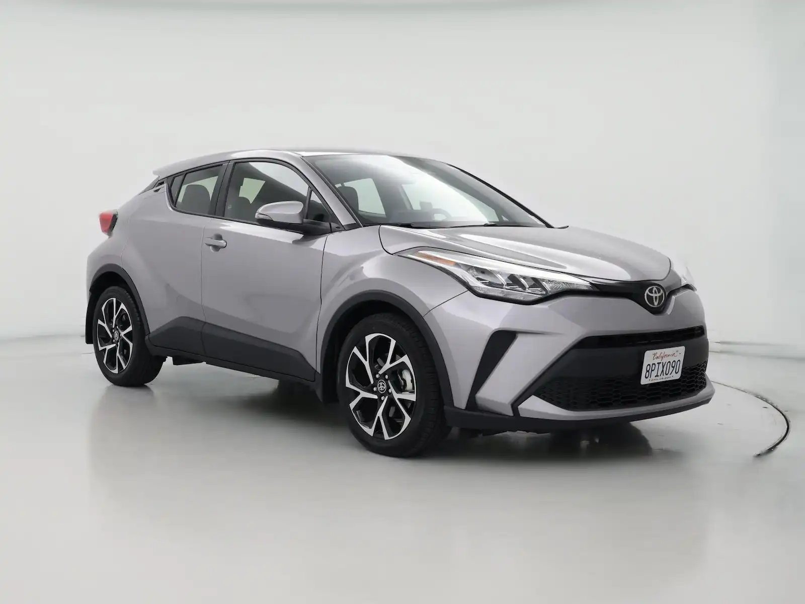 2020 Toyota C-HR XLE's photo