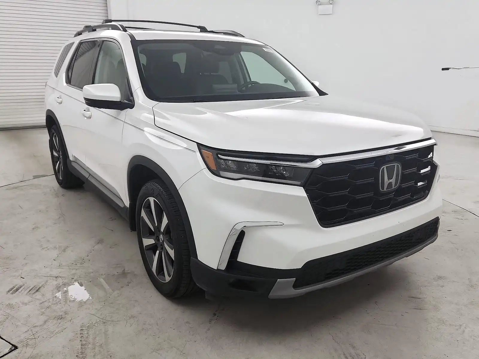 2023 Honda Pilot Elite AWD's photo