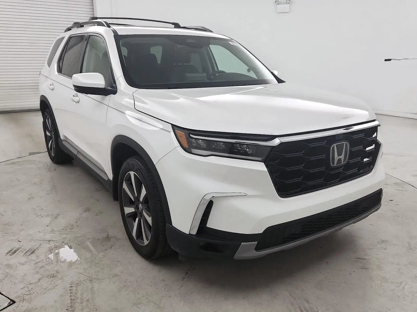 2023 Honda Pilot Elite AWD's photo
