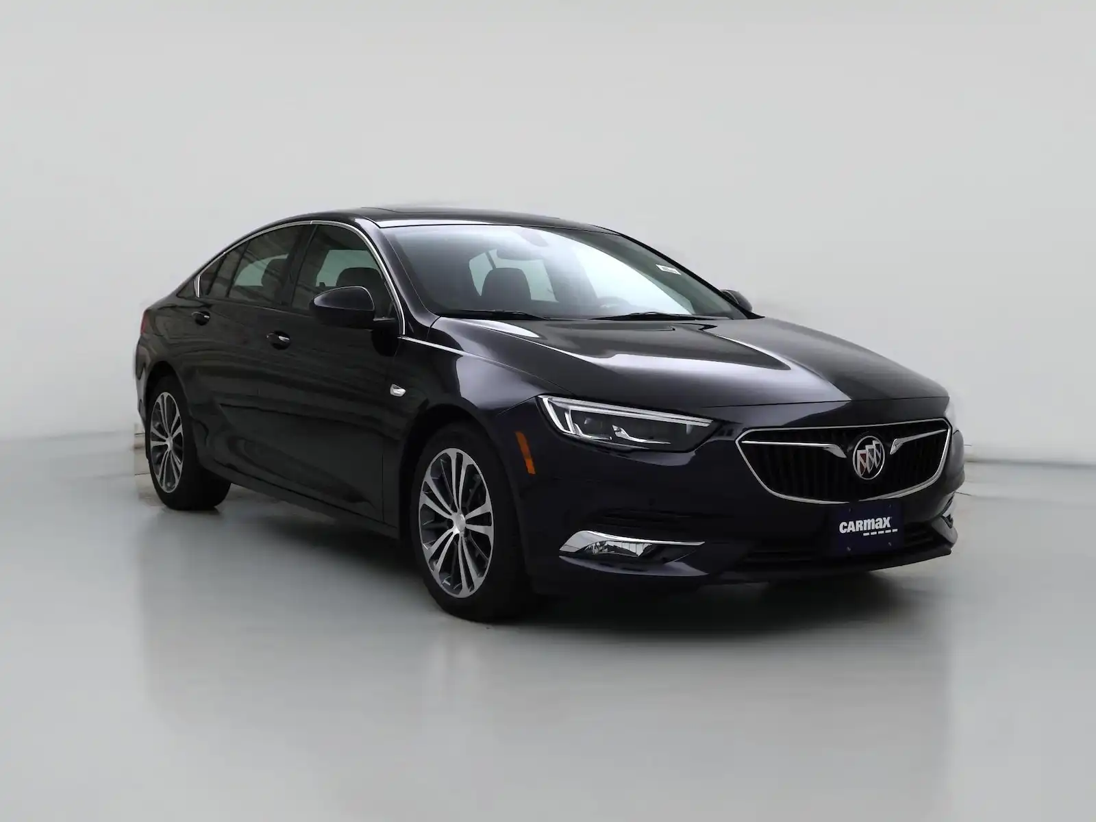 2018 Buick Regal Essence AWD's photo