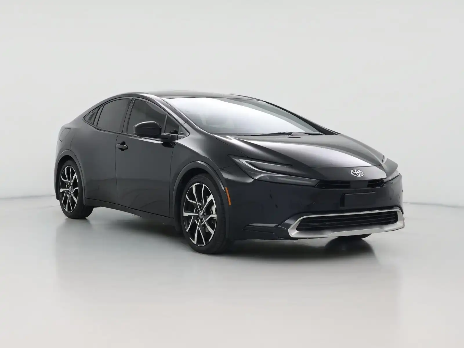 2024 Toyota Prius Prime XSE's photo