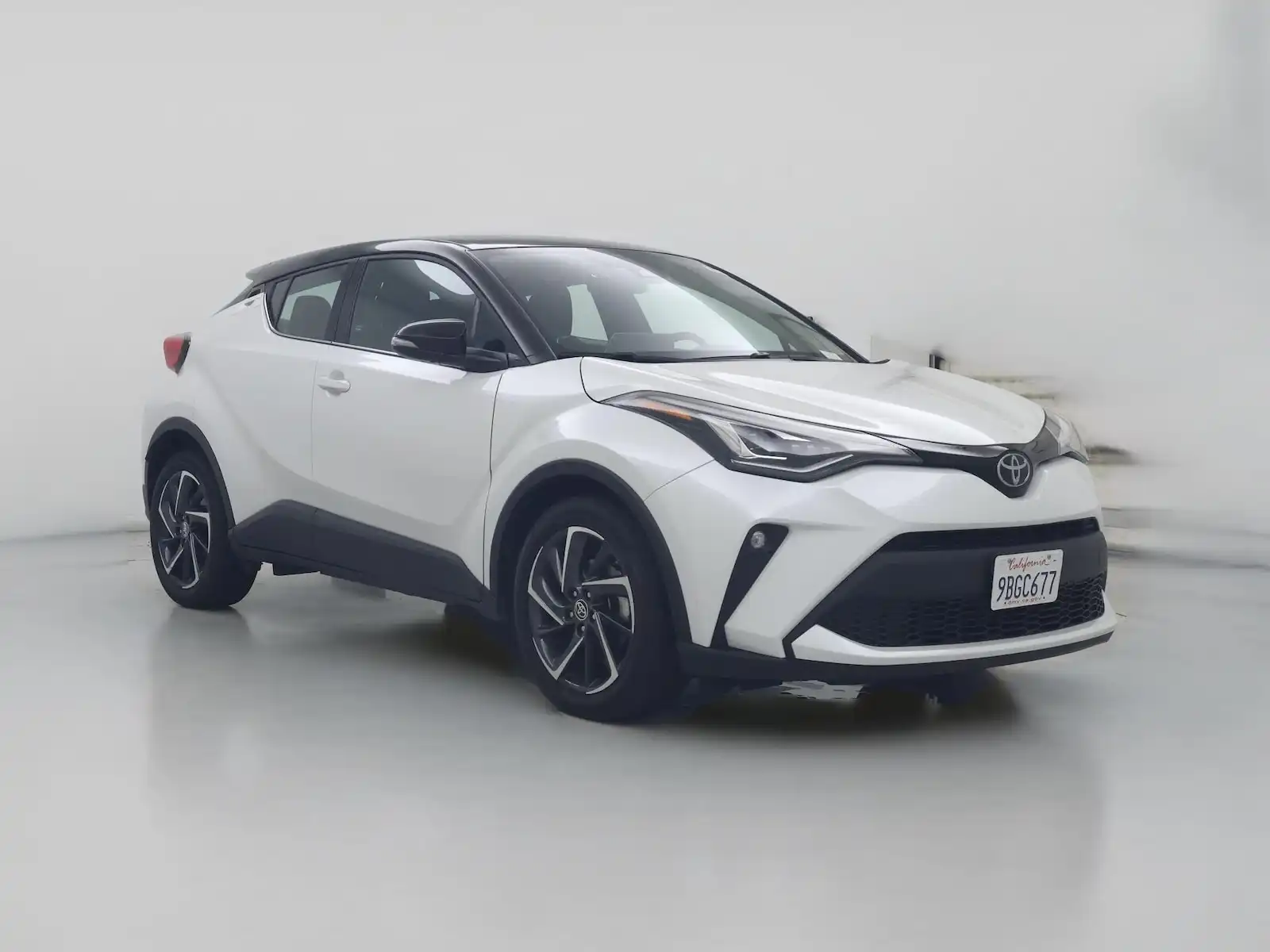 2022 Toyota C-HR Limited's photo