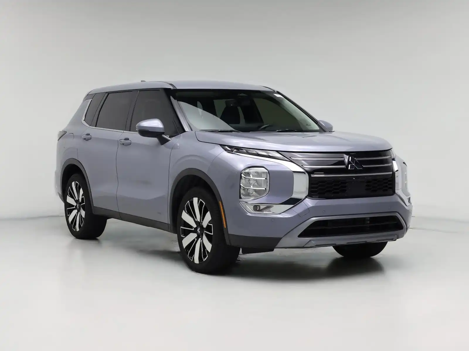 2025 Mitsubishi Outlander SE FWD's photo
