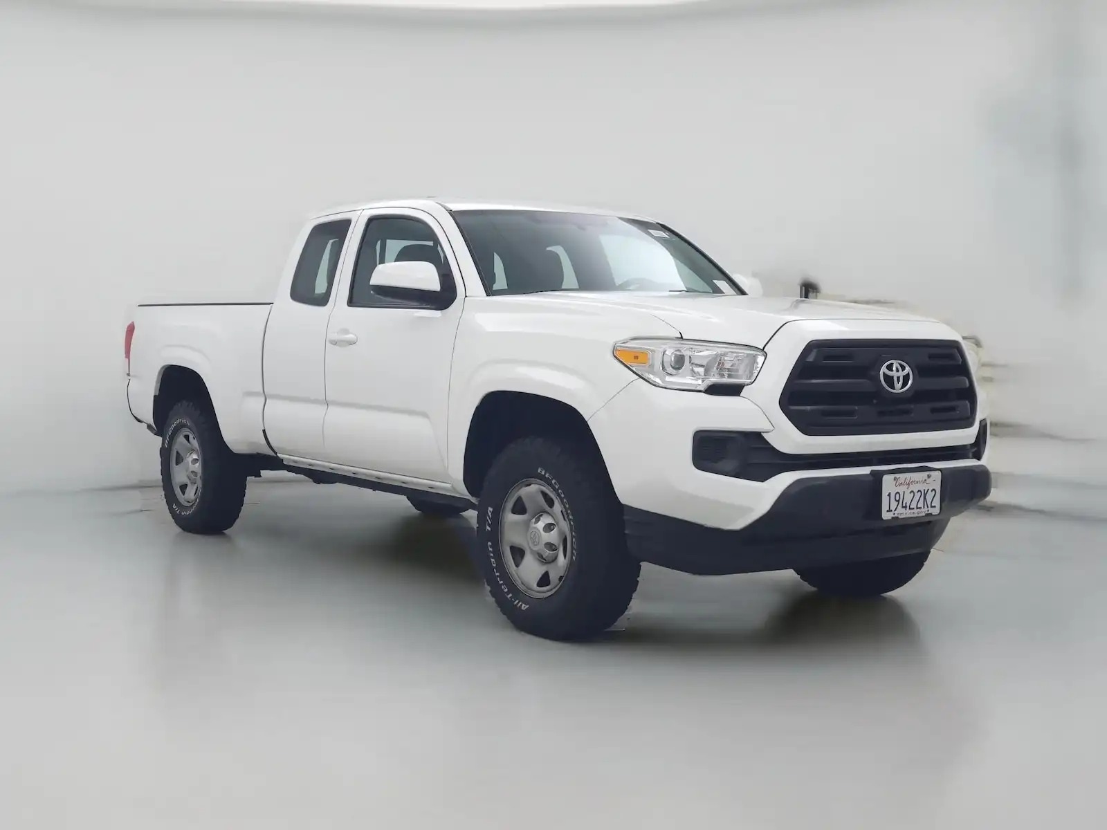 2017 Toyota Tacoma SR Access Cab 4WD 4-Cyl Auto Standard Bed's photo