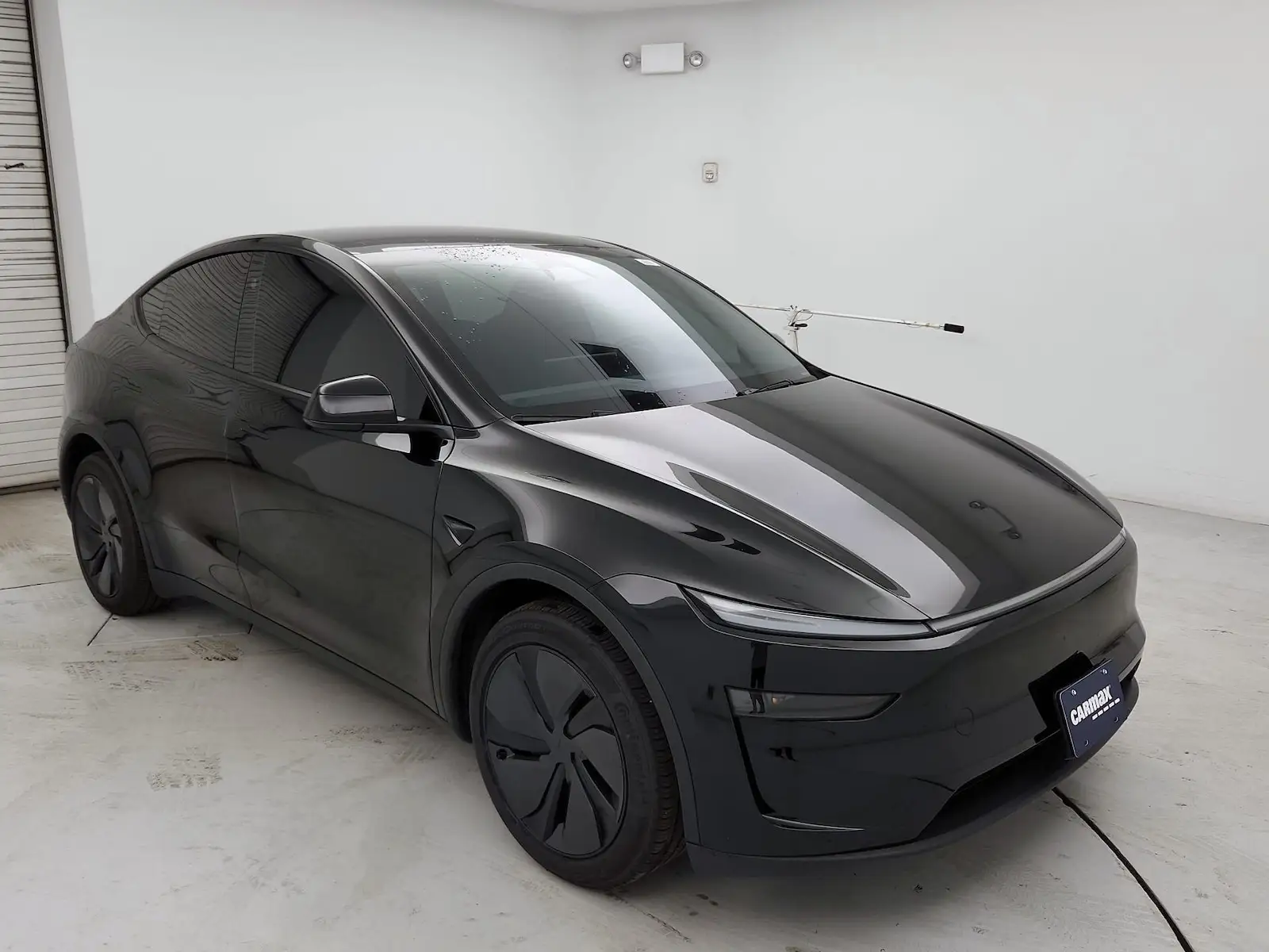 2026 Tesla Model Y Long Range Dual Motor AWD photo 1