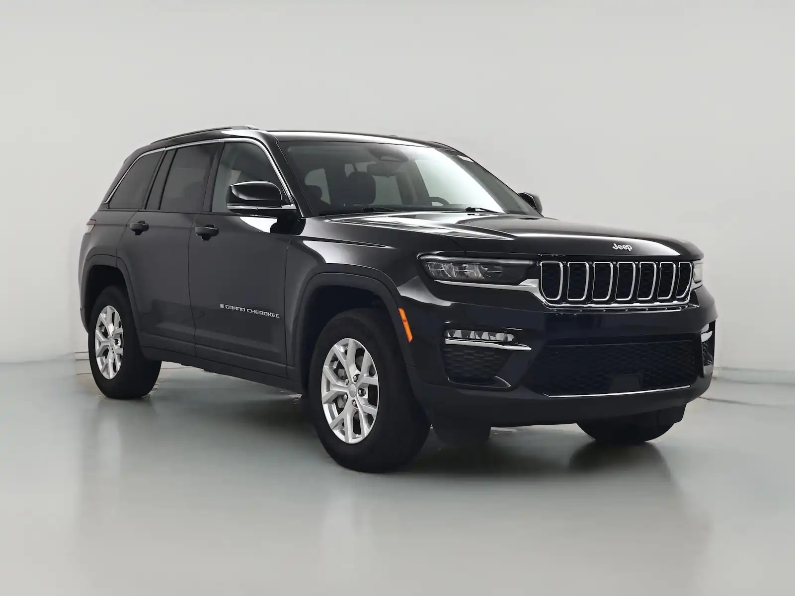 2023 Jeep Grand Cherokee Limited's photo