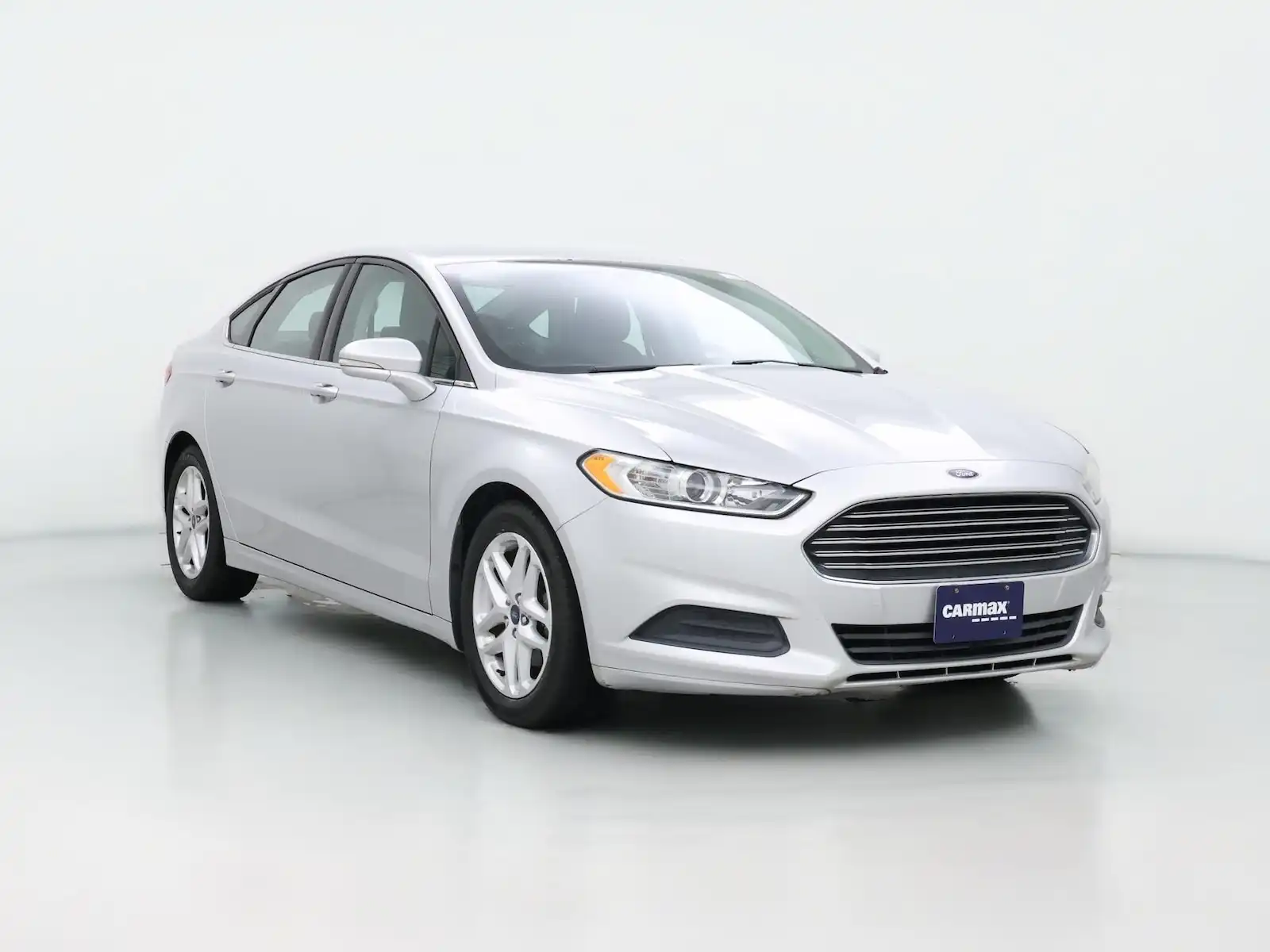 2016 Ford Fusion SE's photo