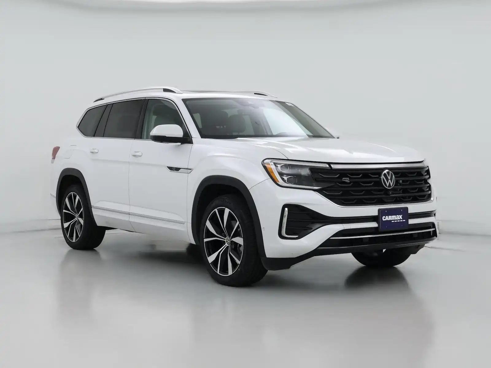 2024 Volkswagen Atlas 2.0T SEL Premium R-Line 4Motion's photo