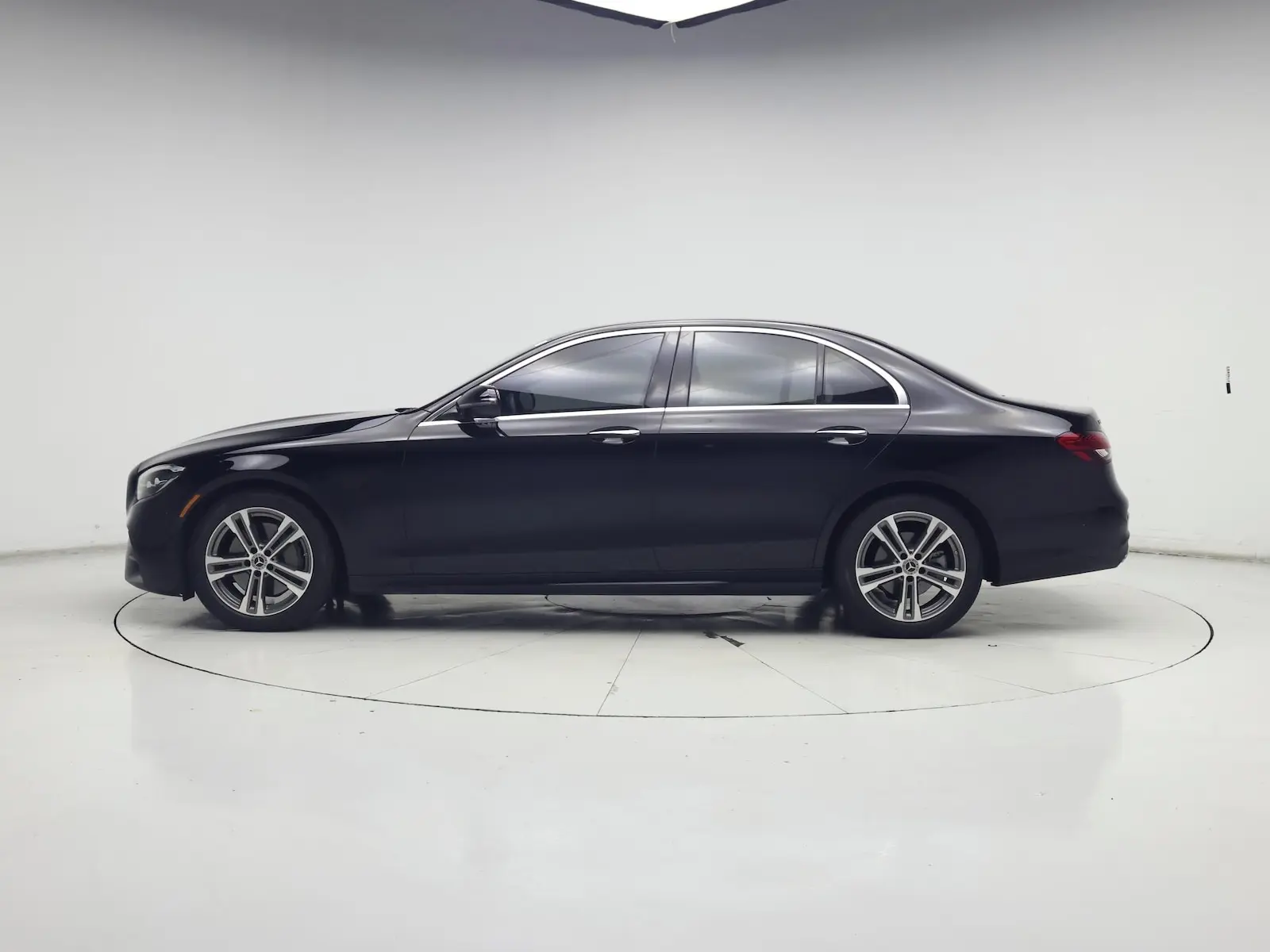 2023 Mercedes-Benz E-Class E350 photo 4