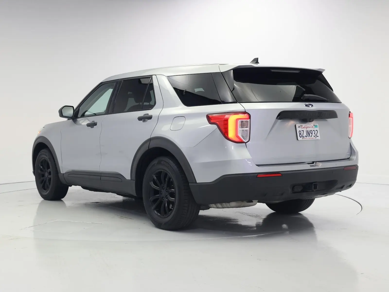 2021 Ford Explorer Base RWD photo 3