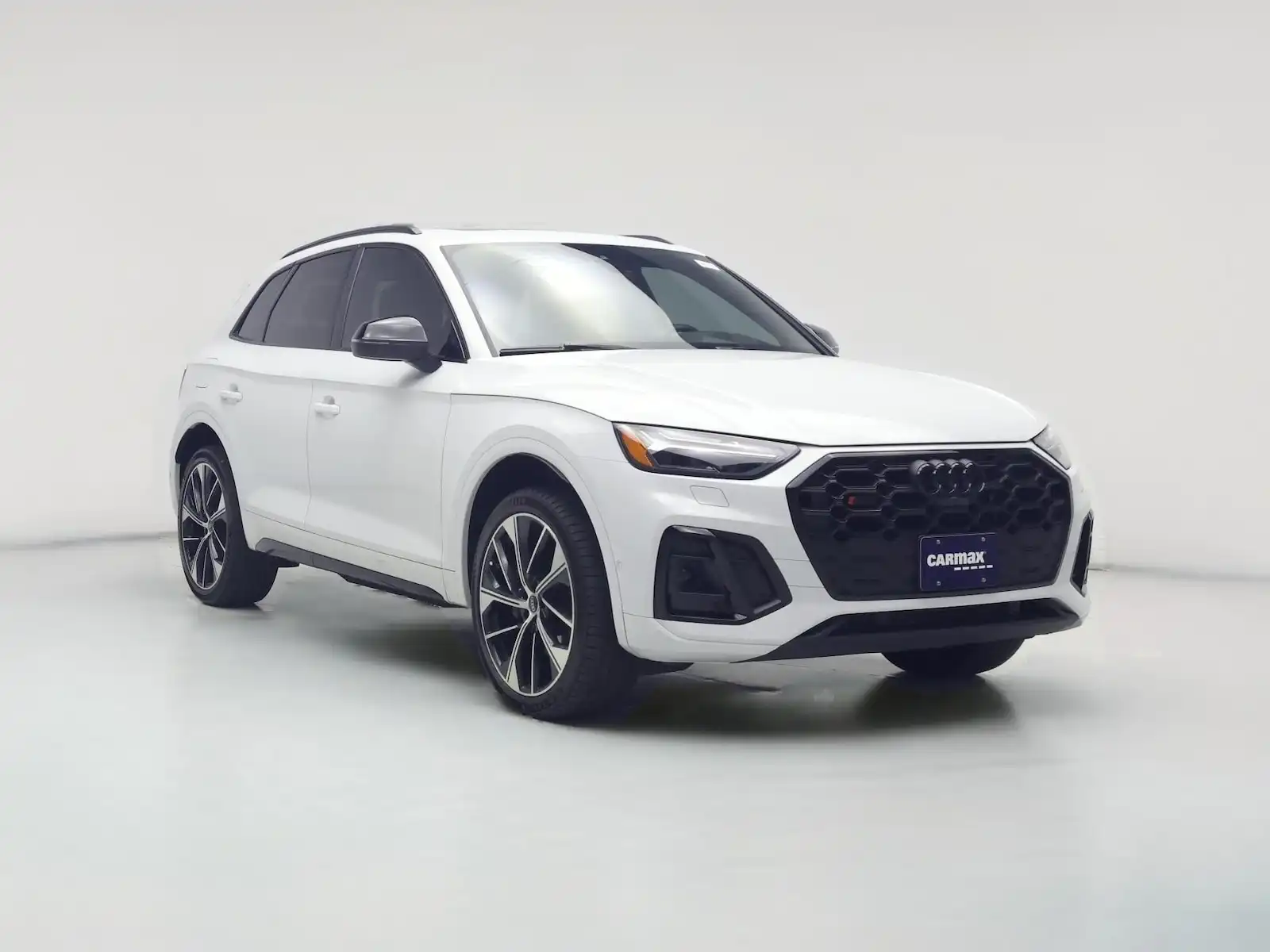 2022 Audi SQ5 Prestige's photo