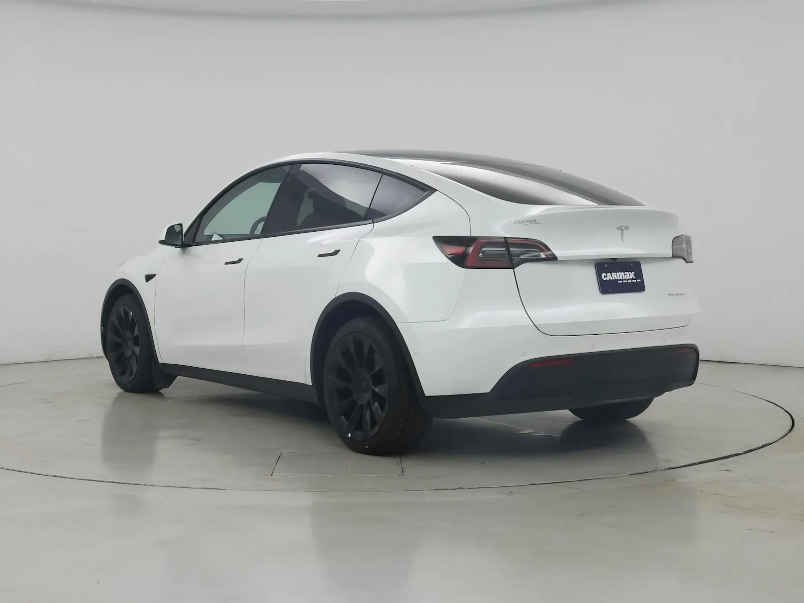 2022 Tesla Model Y Long Range photo 3