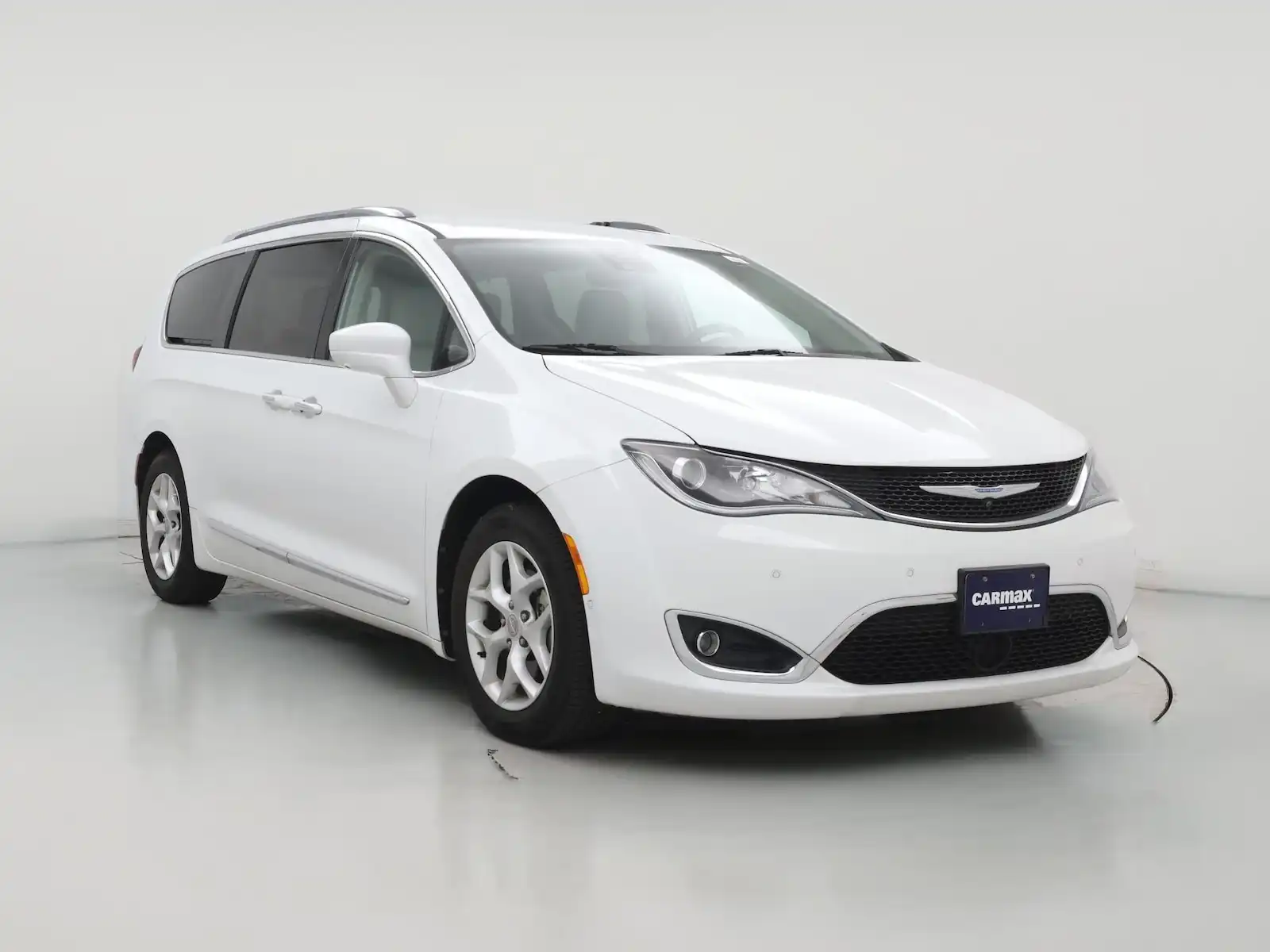2018 Chrysler Pacifica Touring L Plus's photo