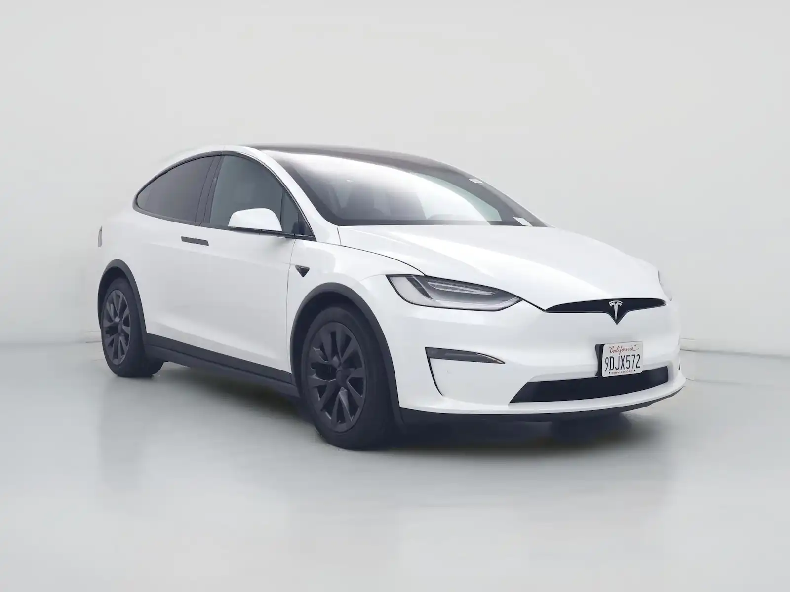 2022 Tesla Model X's photo