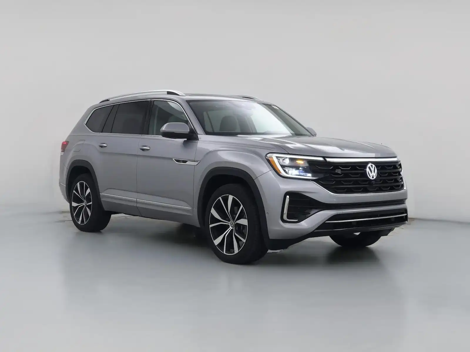 2025 Volkswagen Atlas 2.0T SEL Premium R-Line 4Motion's photo