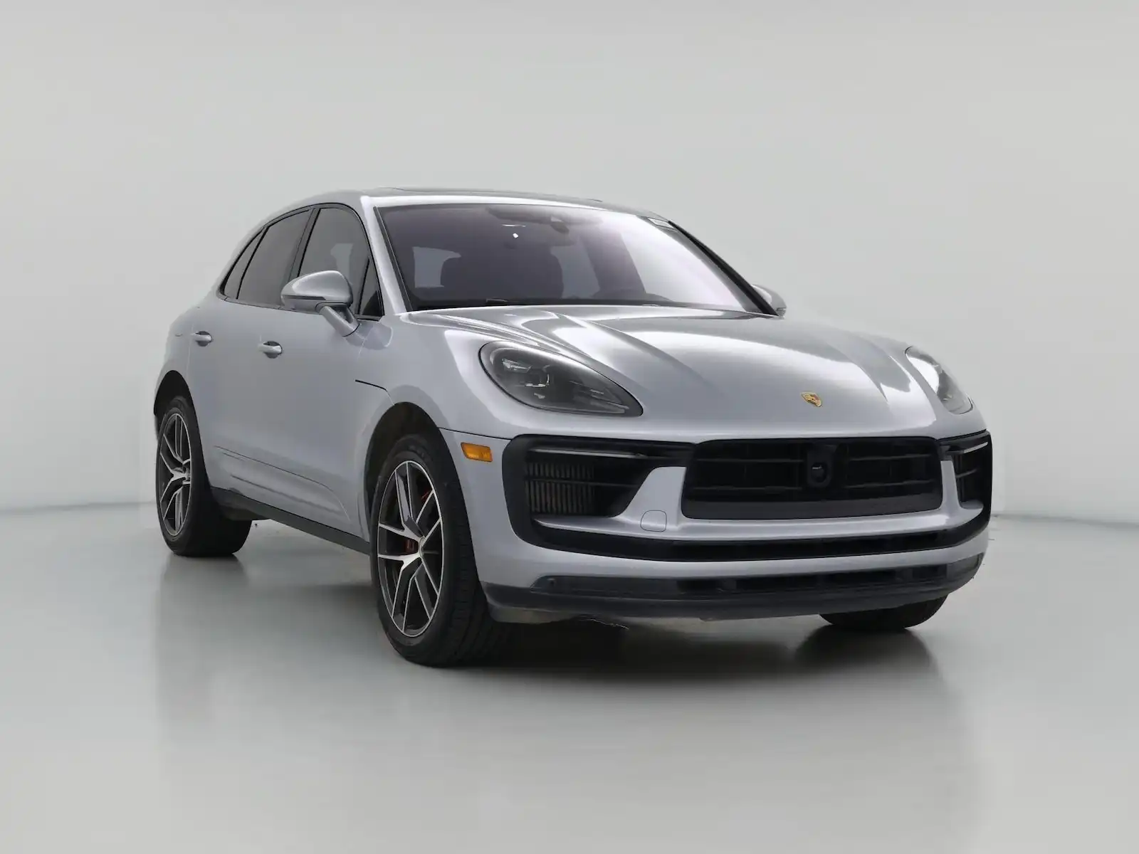 2024 Porsche Macan S's photo