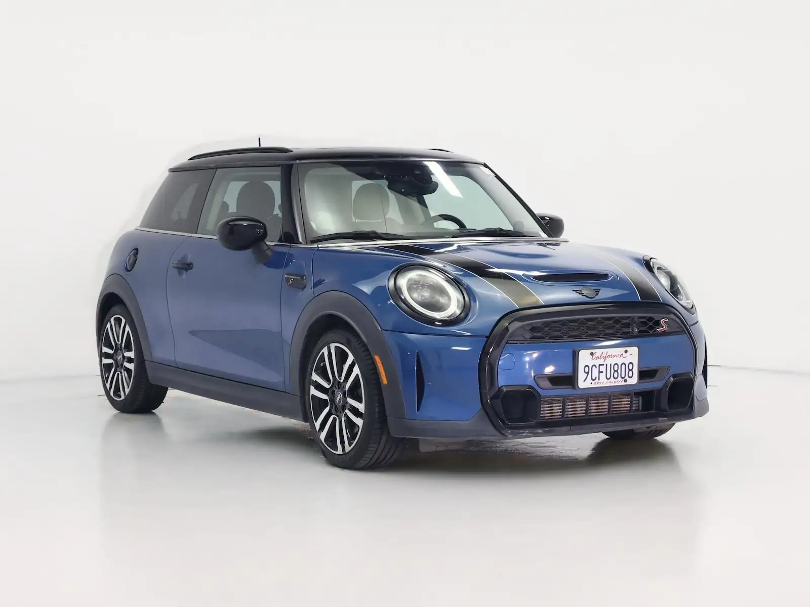 2023 MINI Cooper Cooper S 3 Door's photo