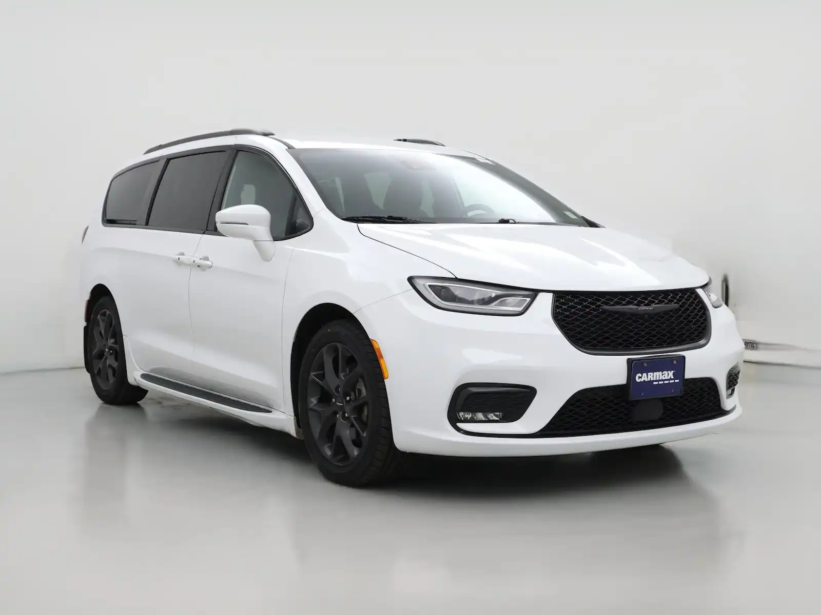 2021 Chrysler Pacifica Touring L's photo
