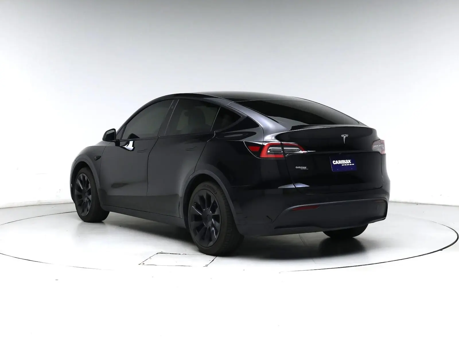 2021 Tesla Model Y Standard Range photo 3