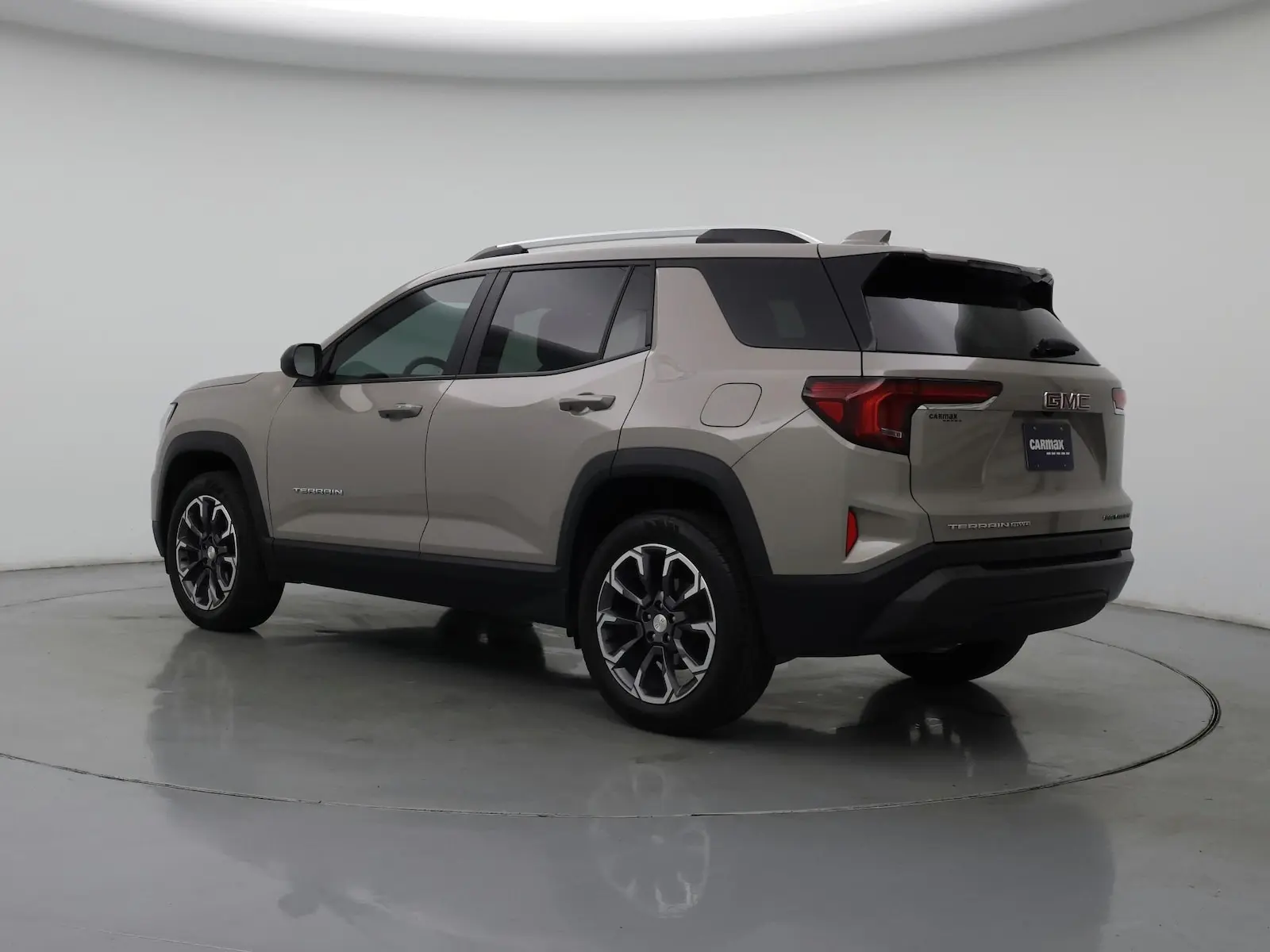2025 GMC Terrain Elevation AWD photo 3