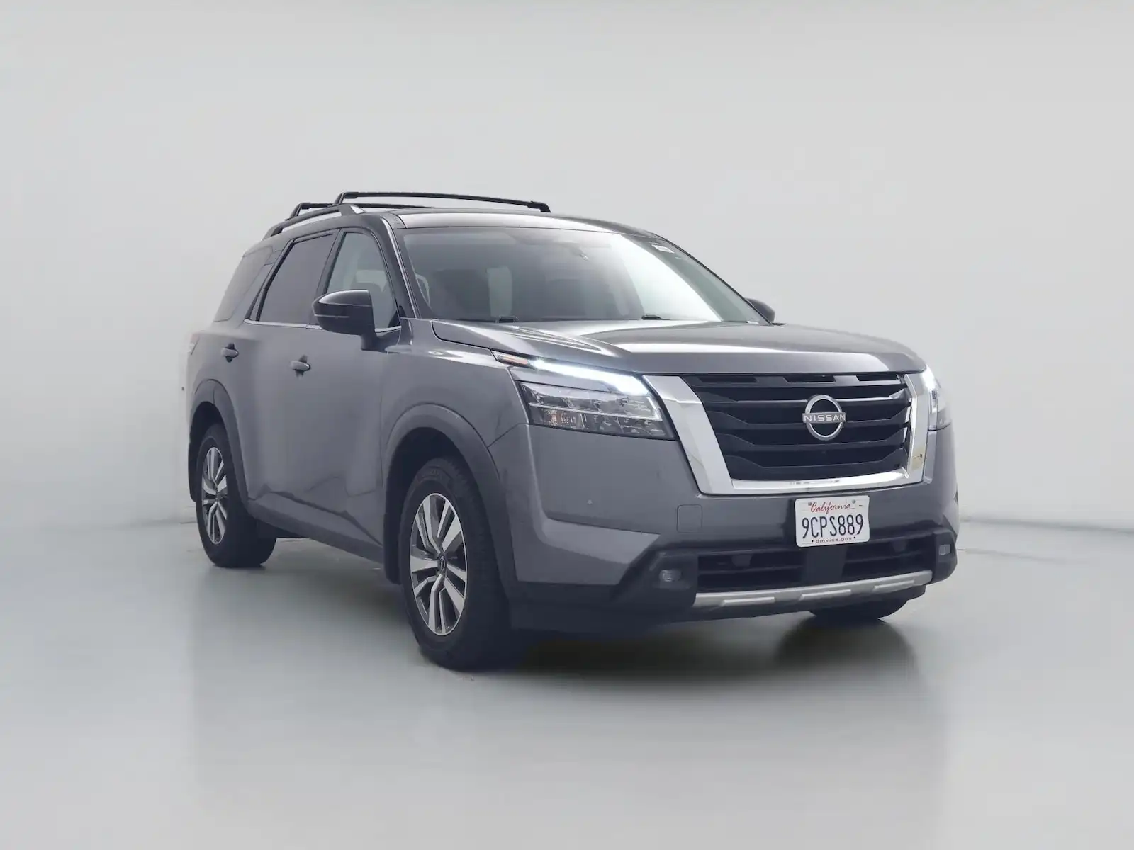 2022 Nissan Pathfinder SL FWD's photo