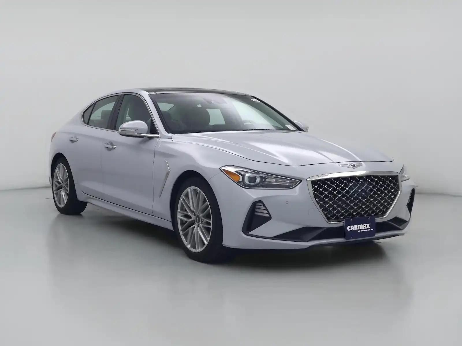 2020 Genesis G70 2.0T Standard's photo