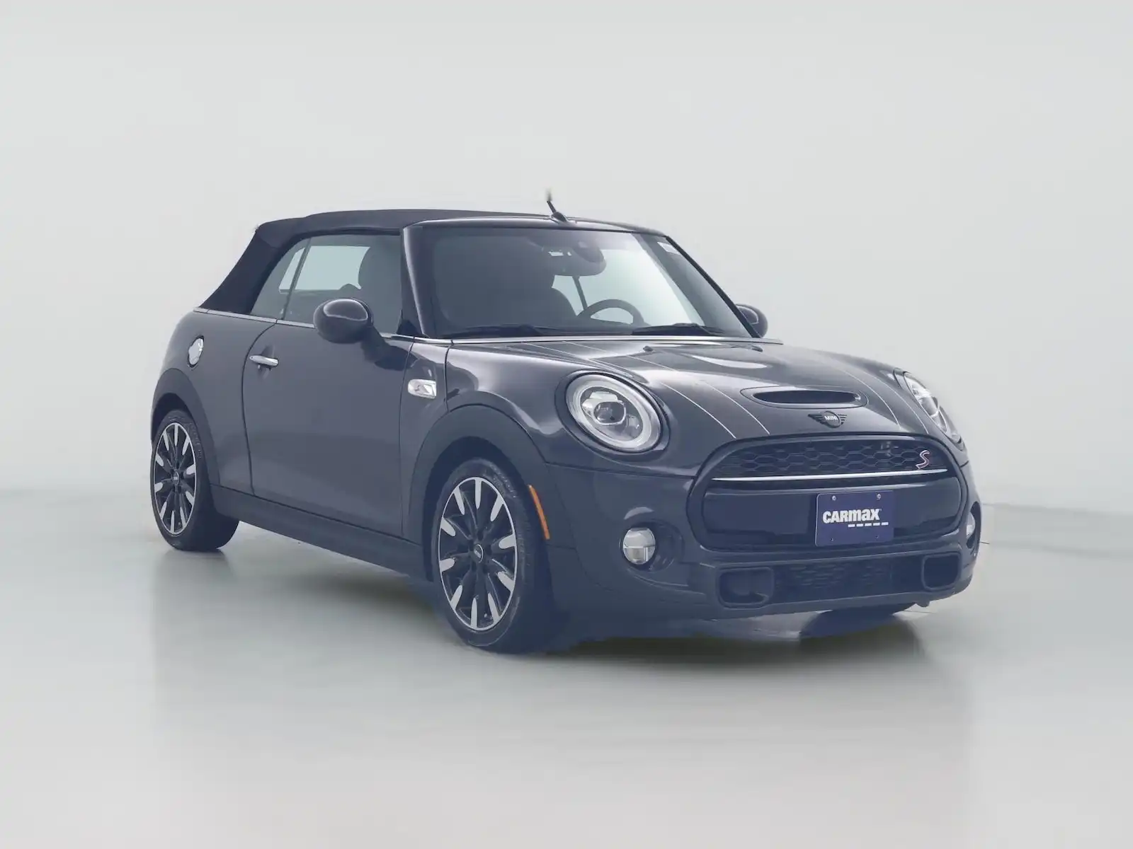 2019 MINI Convertible Cooper S Signature's photo