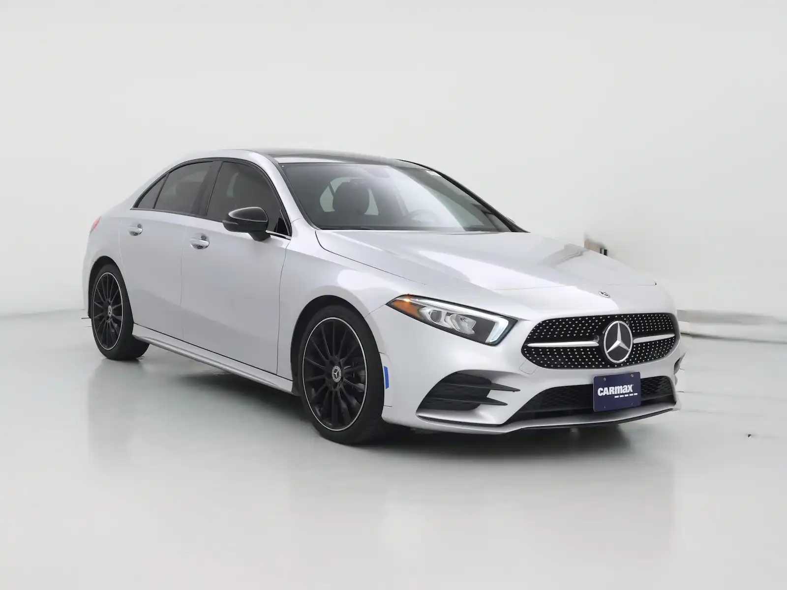 2022 Mercedes-Benz A-Class A220 4MATIC's photo