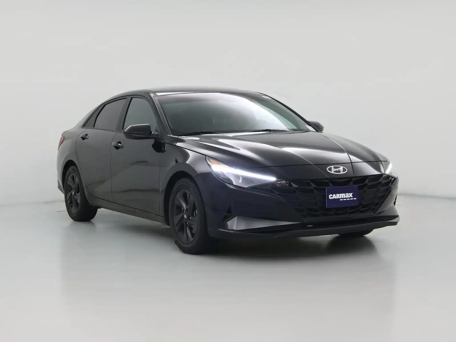2023 Hyundai Elantra 2.0 SEL IVT's photo