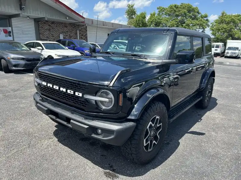 2022 Ford Bronco Outer Banks 4x4's photo
