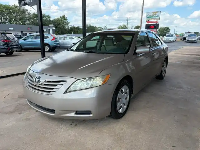 2009 Toyota Camry 2.4 Auto LE's photo
