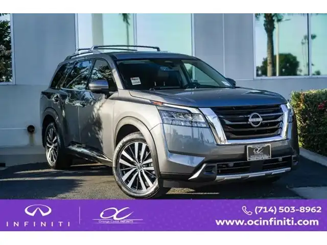 2024 Nissan Pathfinder Platinum 2WD's photo