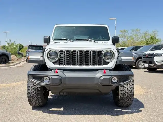 2025 Jeep Wrangler Rubicon's photo