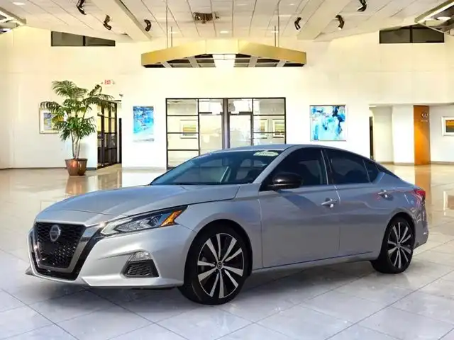 2020 Nissan Altima 2.5 SR's photo