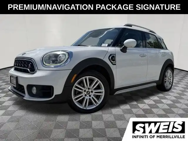 2019 MINI Countryman Cooper S Signature's photo