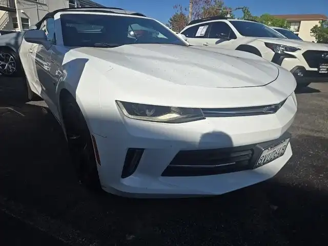2018 Chevrolet Camaro 2.0 1LT Convertible Auto's photo