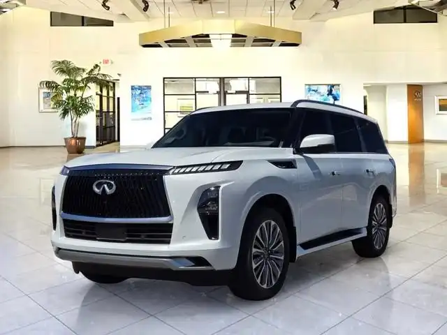 2027 INFINITI QX80 Luxe 4WD's photo