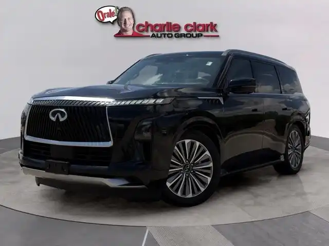 2025 INFINITI QX80 Sensory 4WD's photo