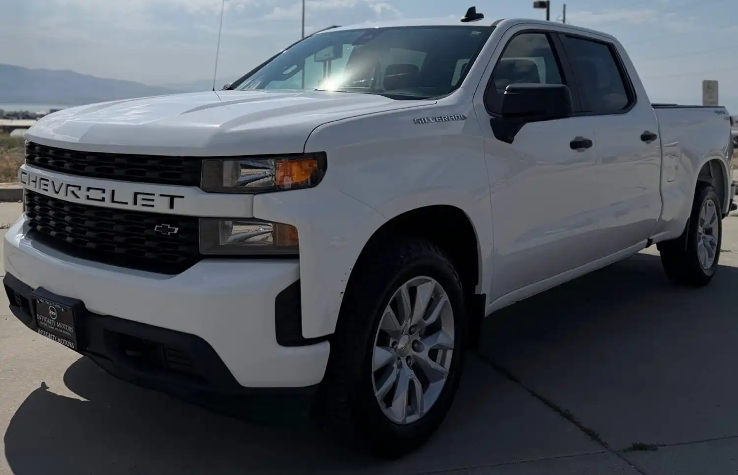 2022 Chevrolet Silverado 1500 Custom 4WD Crew Cab Standard Box's photo