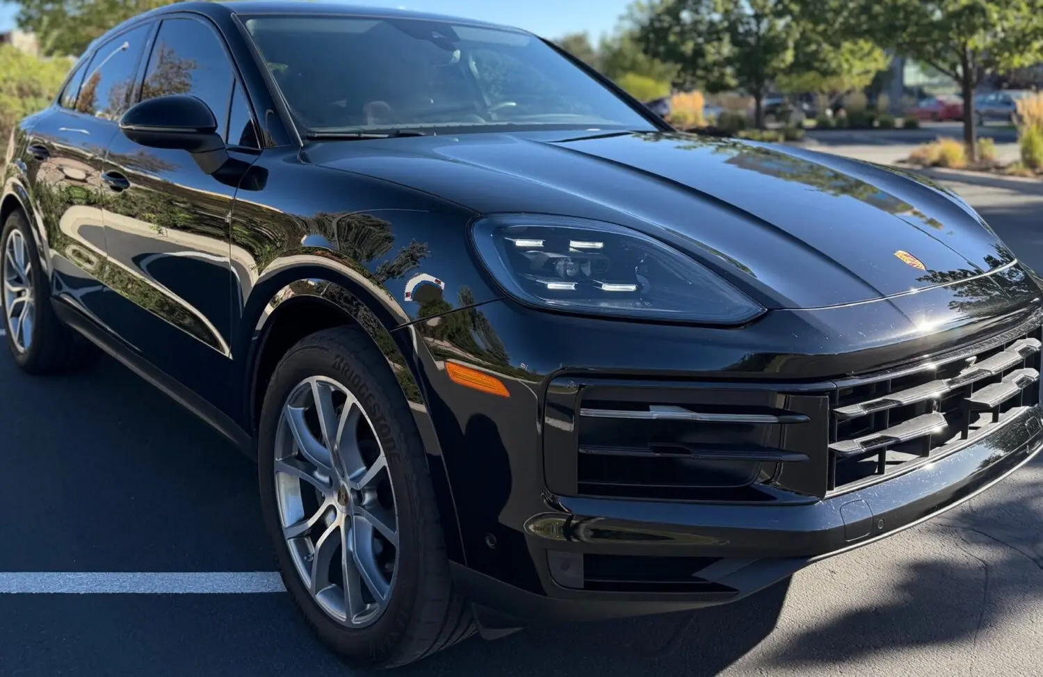 2024 Porsche Cayenne Base photo 3