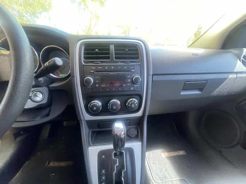 2010 Dodge Caliber SXT's photo