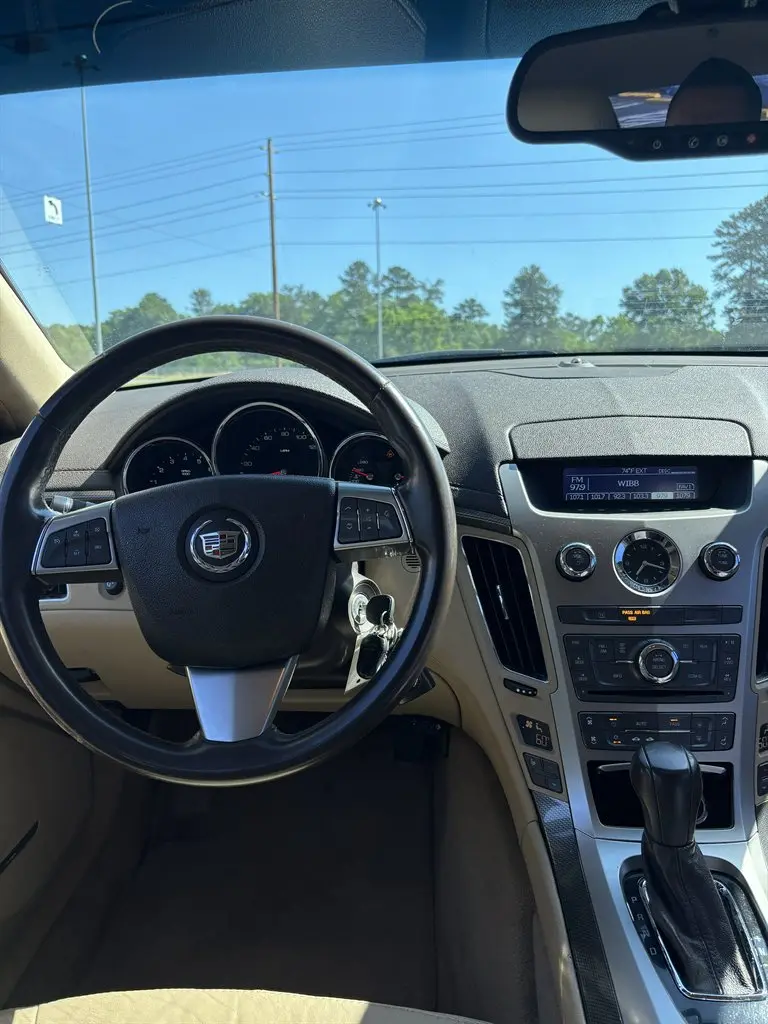 2005 Cadillac CTS Base photo 4