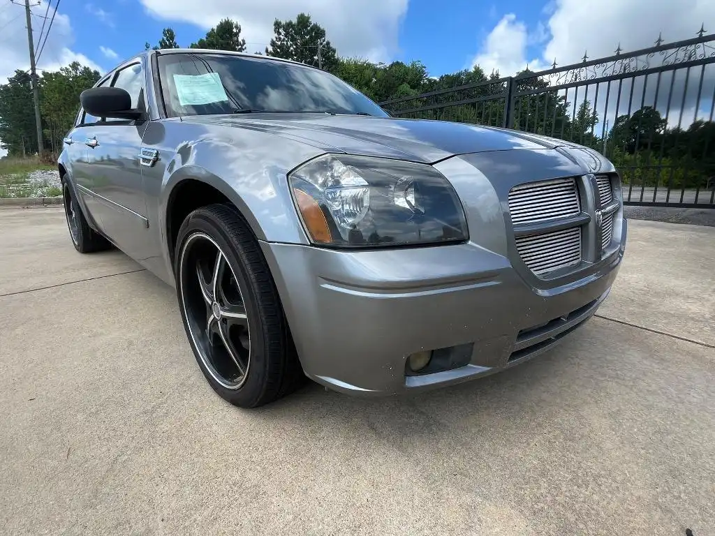 2005 Dodge Magnum SXT AWD's photo