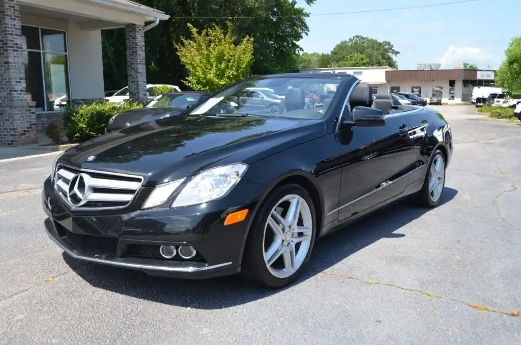 2011 Mercedes-Benz E-Class E350's photo